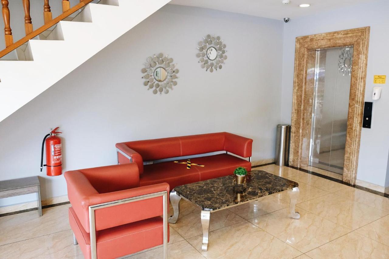 Era Plus Hotel Seri Kembangan Exteriér fotografie